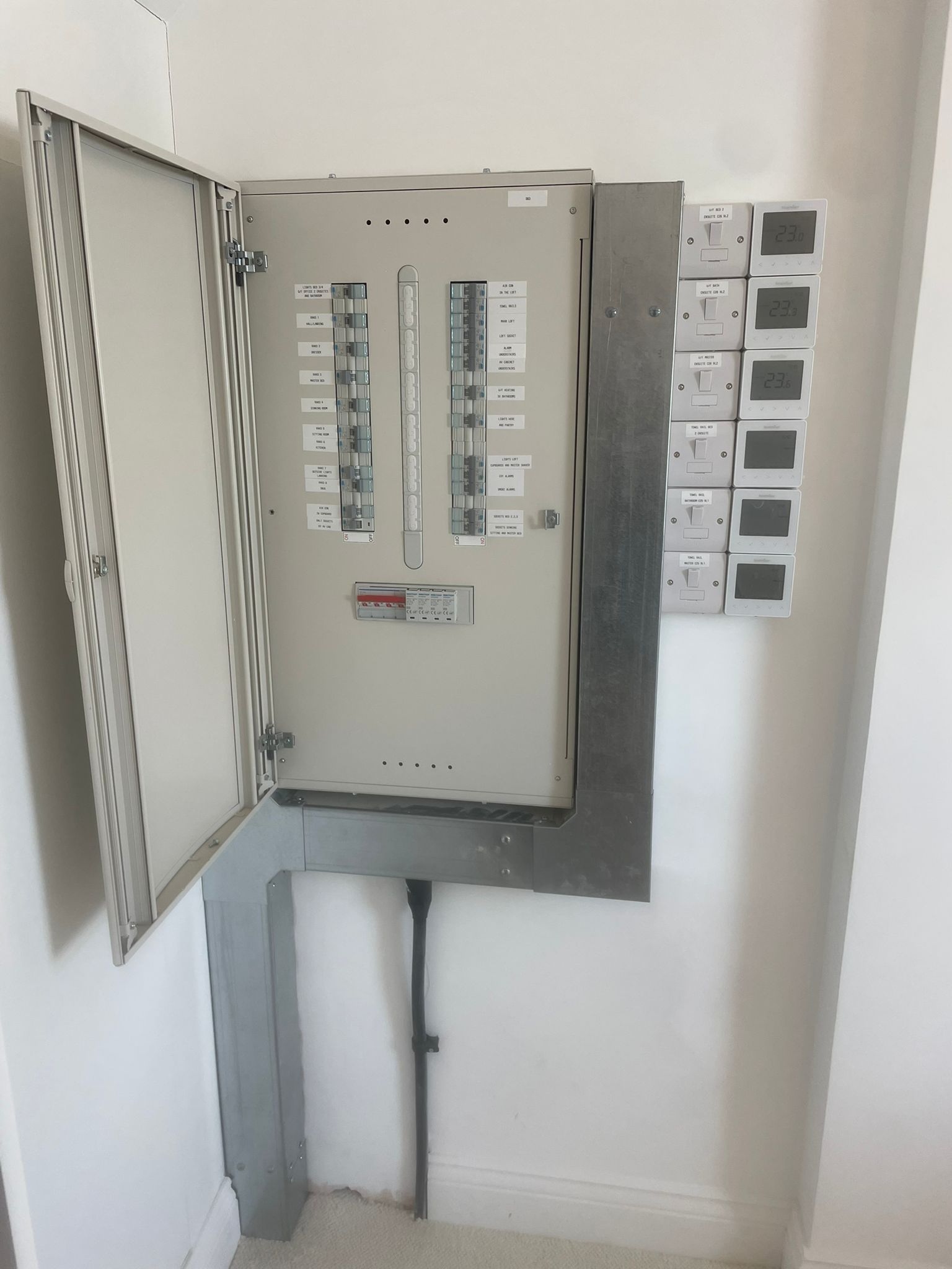 Commercial warehouse electrical work by Southam Bros Electrical, Witney